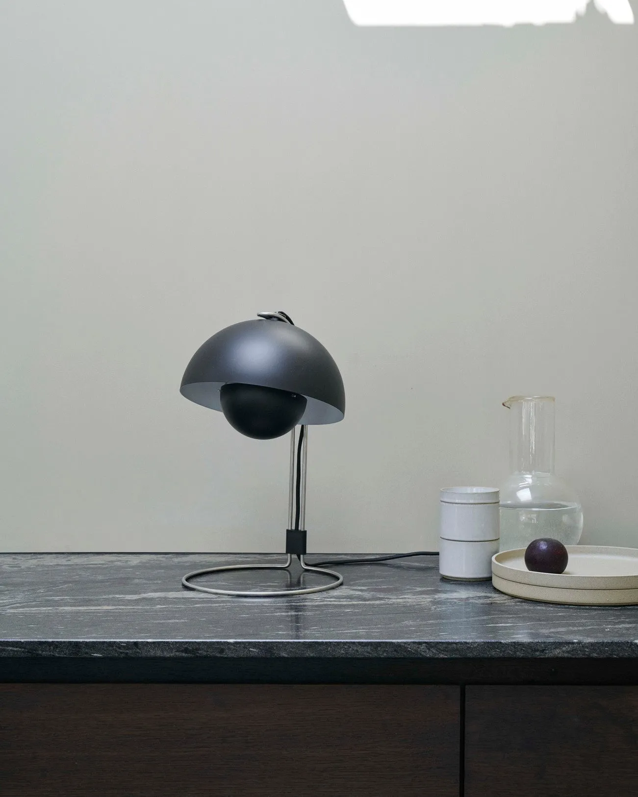 &Tradition Flowerpot VP4 table lamp