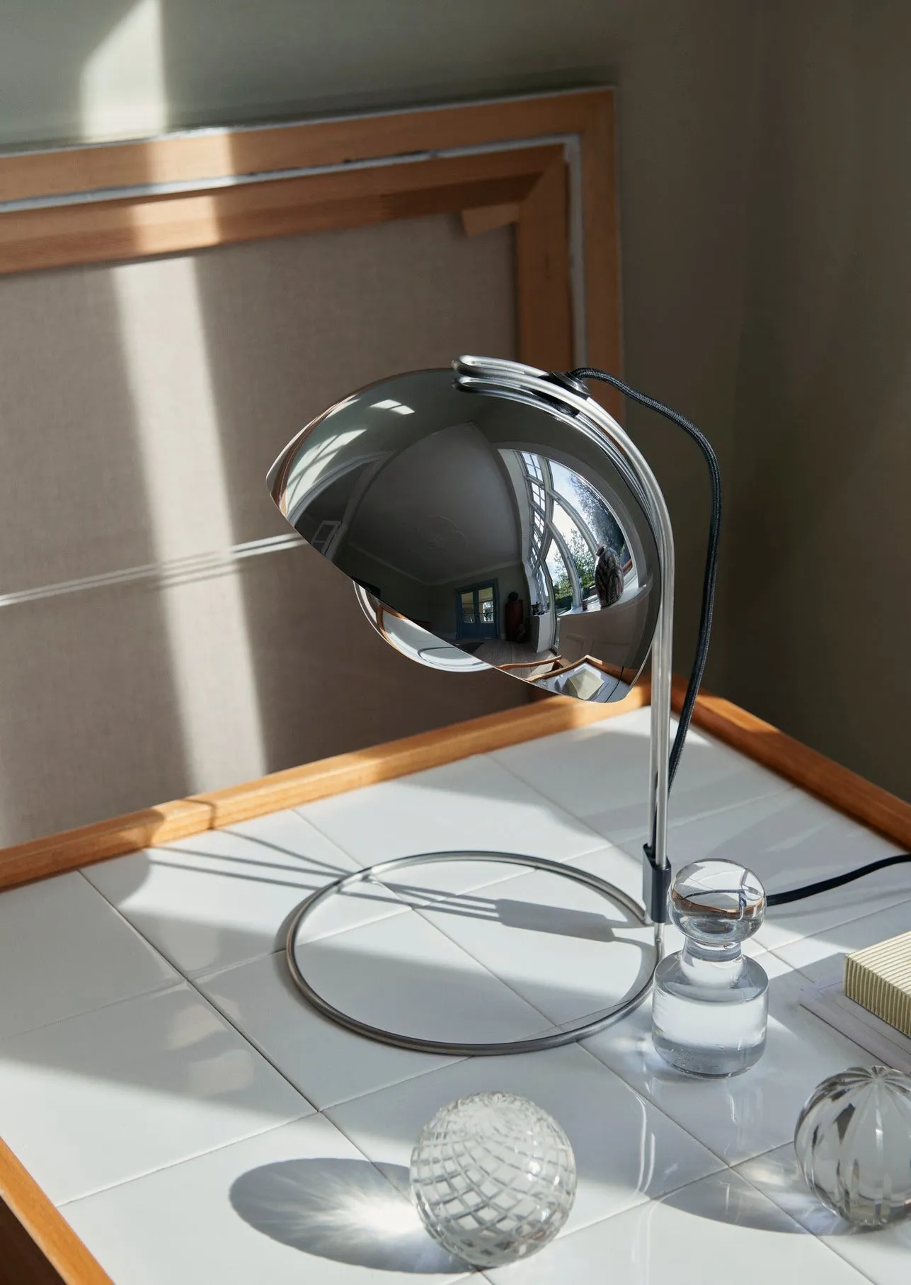&Tradition Flowerpot VP4 table lamp
