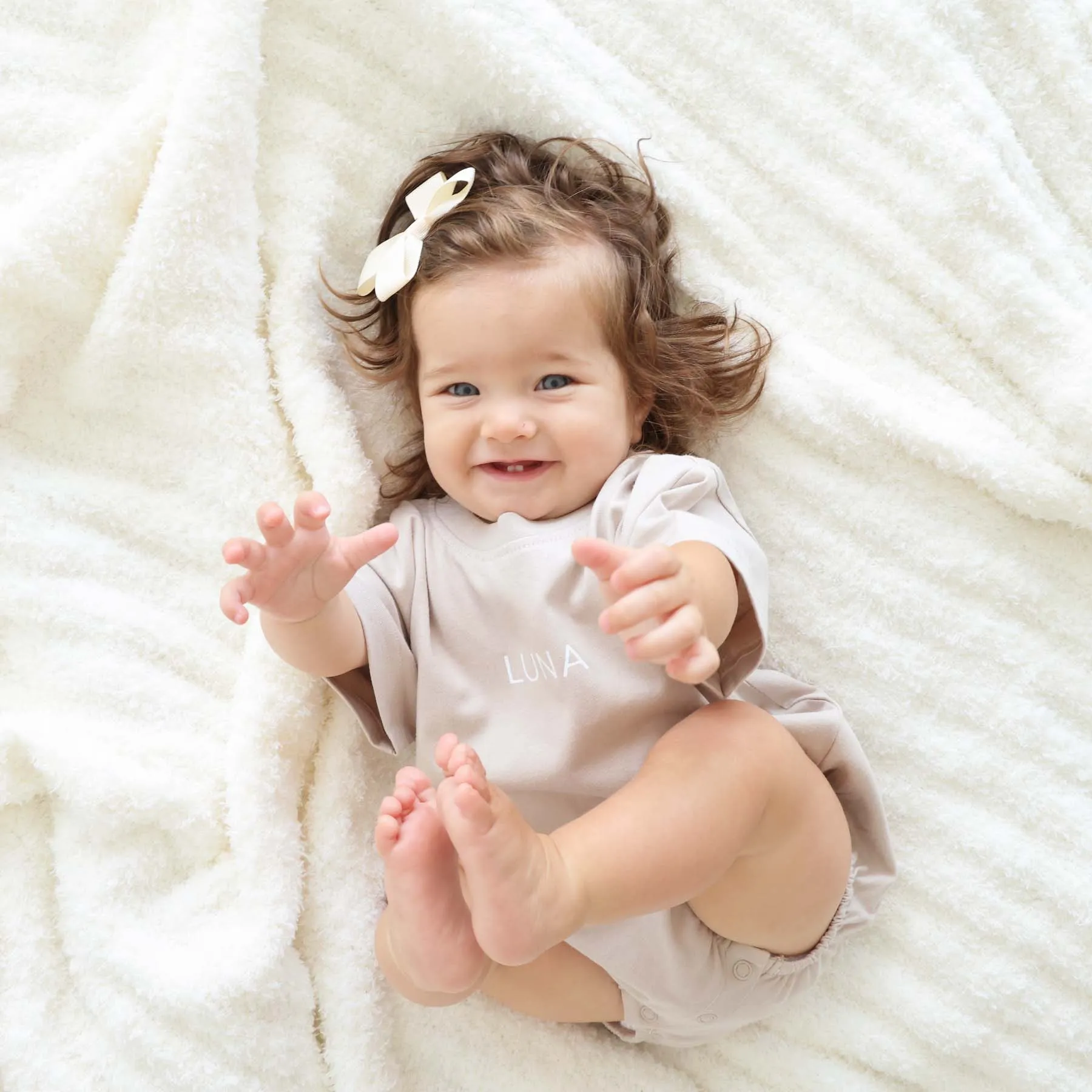 CuddleLane Luxe Blankets | Solids