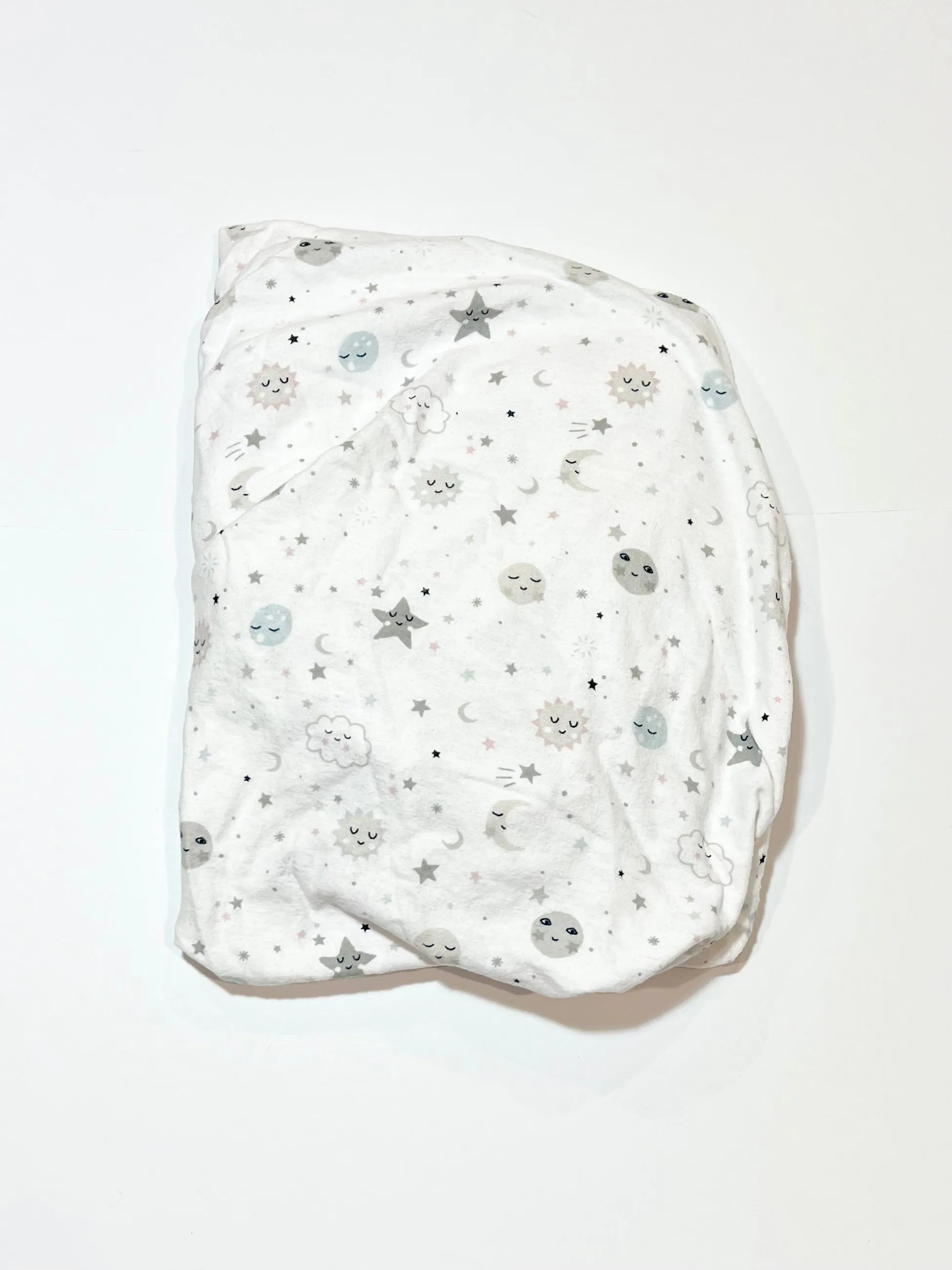 Flannelette fitted cot sheet