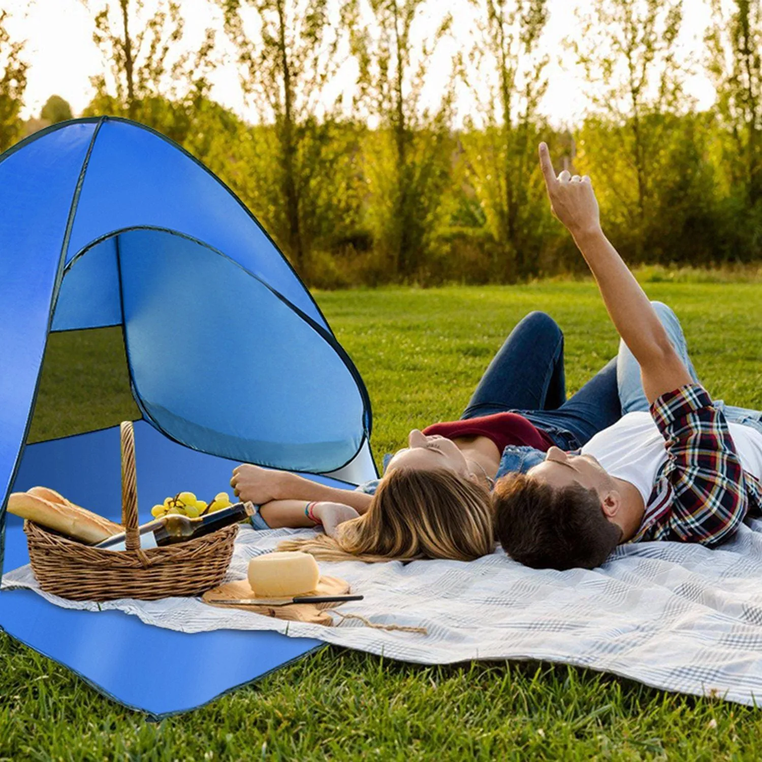 Pop Up Beach Tent Shade Shelter Anti-UV Automatic Pop Up Waterproof Tent Canopy for 2/3 Man with Net Window Storage Bag
